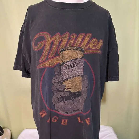 Miller High Life Distressed Abercrombie Fitch Men's Black T Shirt 2XL XXL - Picture 1 of 3